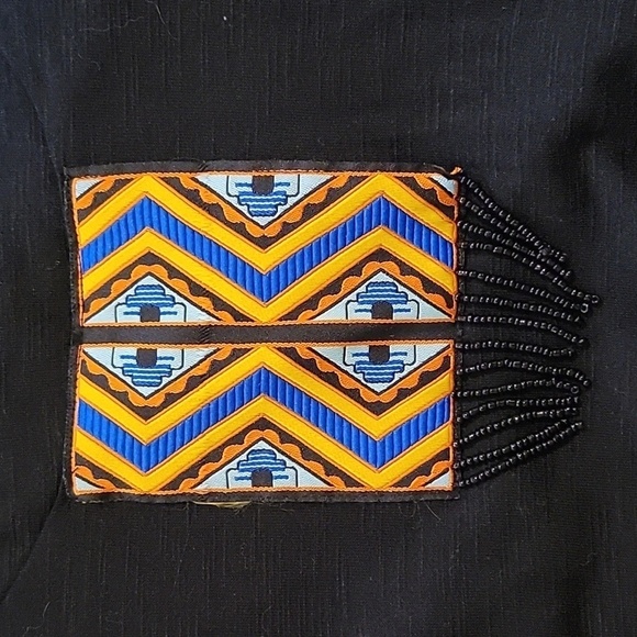 Valerie Stevens small black tank with embroidery & beading at chest - Picture 3 of 7